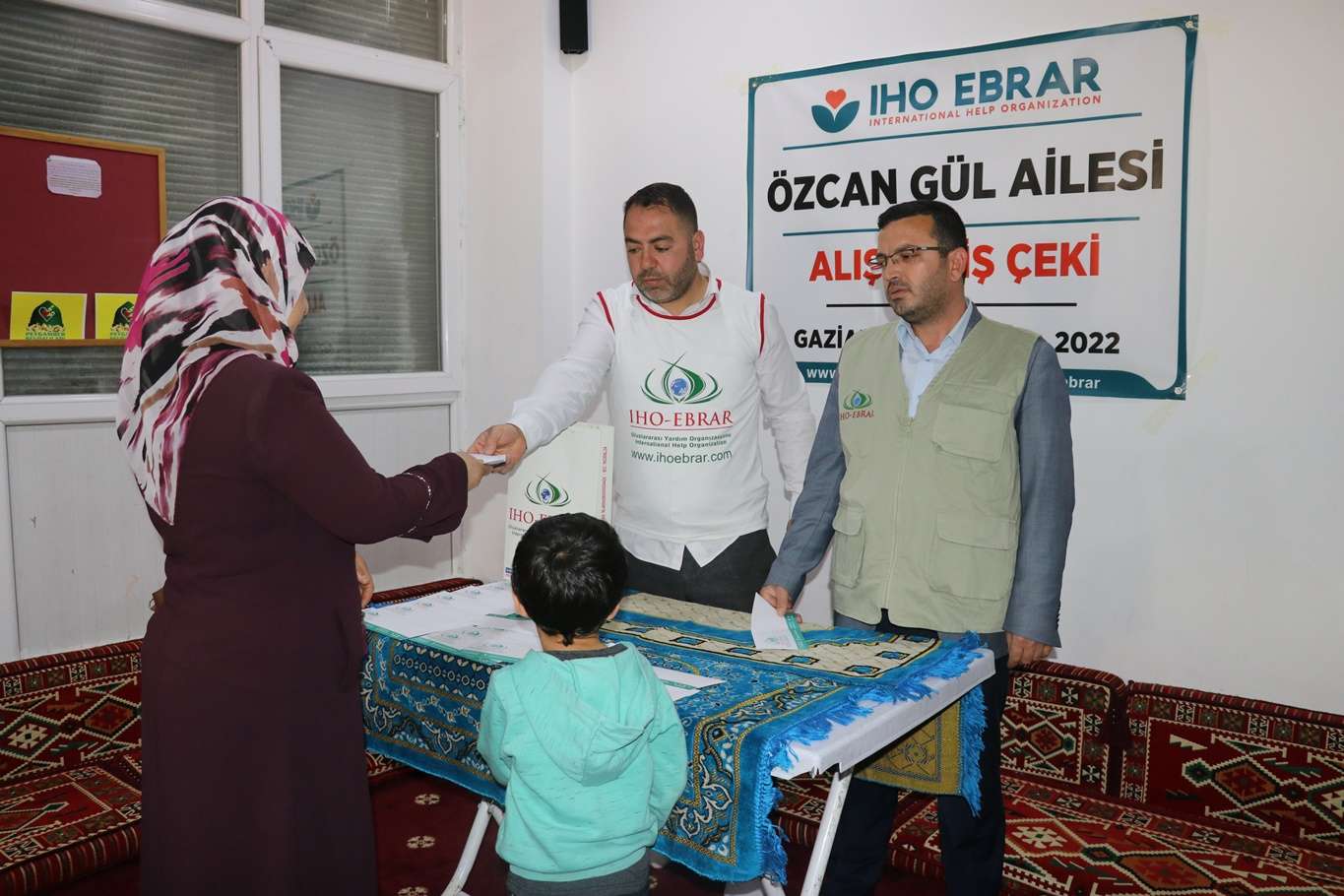 IHO EBRAR Gaziantep’te yetim ailelere yardımda bulundu